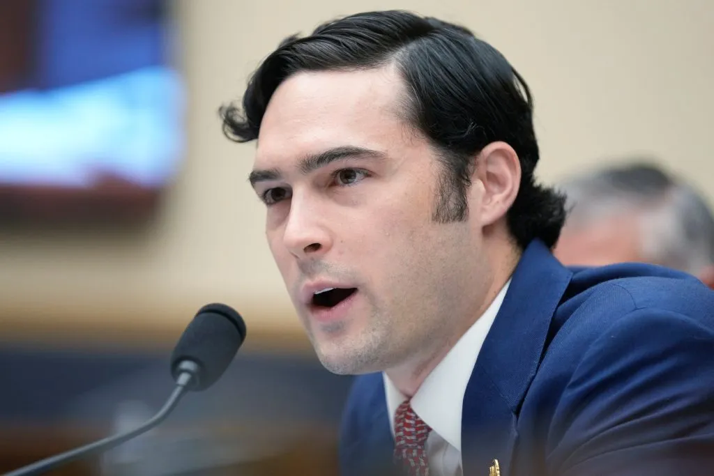 Brandon Gill introduces bill to ban SNAP benefits at restaurants