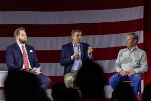 Brian Kemp pushes Derek Dooley as GOP’s best bet in Senate race despite poor polling: ‘Something different’