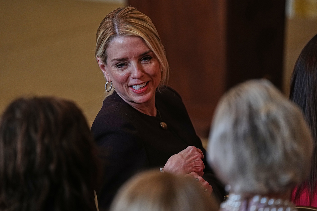 Kristi Noem firing response pushed Trump to oust Pam Bondi: Byron York 