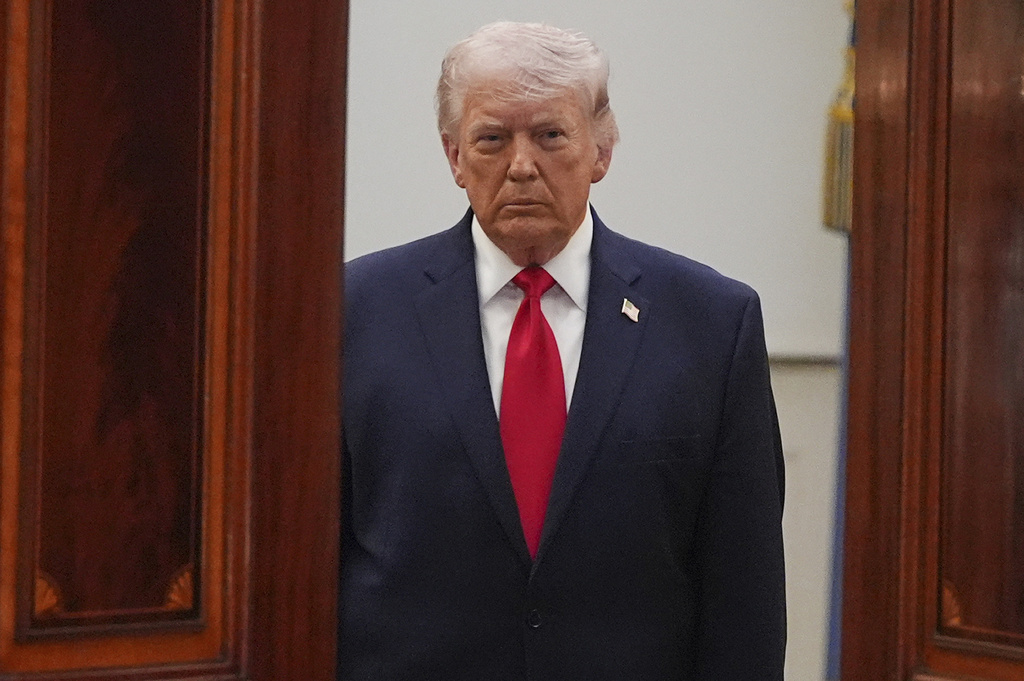 Trump launches 100% tariffs on drugmakers that don’t agree to pricing deals