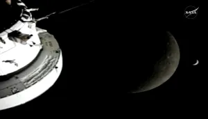 Air Force secretary admits US weapons are stationed in outer space