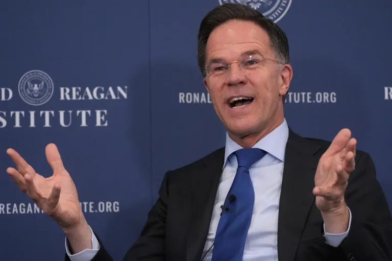 Mark Rutte on stage at the Reagan Institute