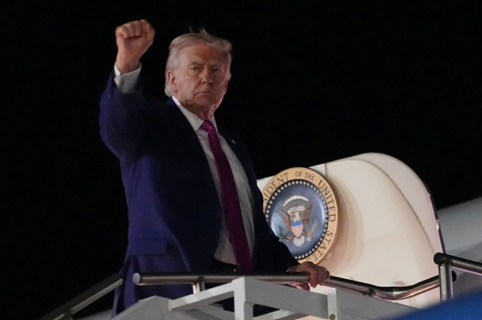 washingtonexaminer.com - David Zimmermann - Trump hails 'massive numbers' of empty tankers heading to US for oil