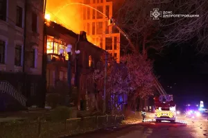 Russian attacks kill 18 in Ukraine as Zelensky lobbies allies for air defense support