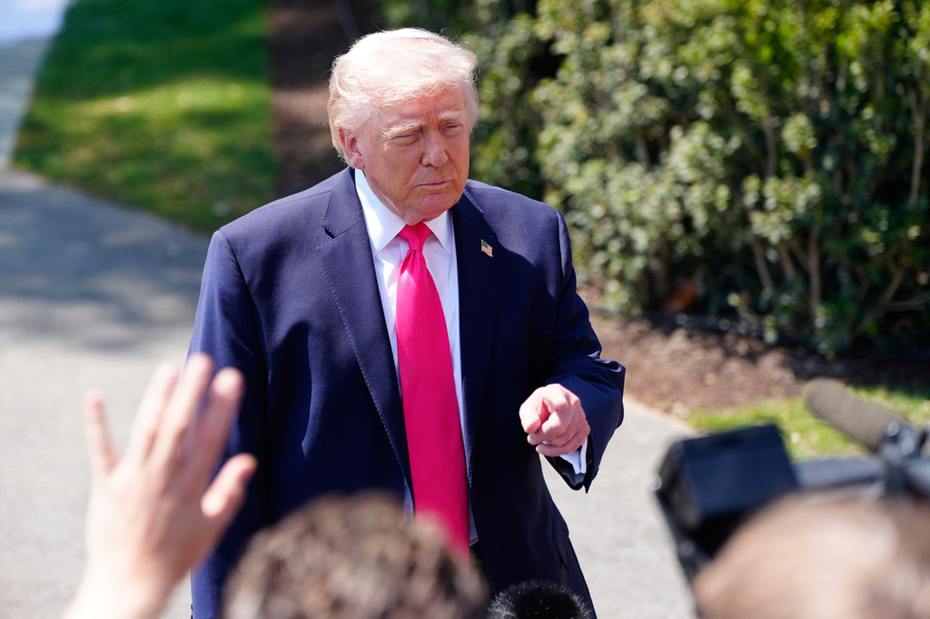 Trump slams Iran war media coverage from ‘Anti-America Fake News Media’