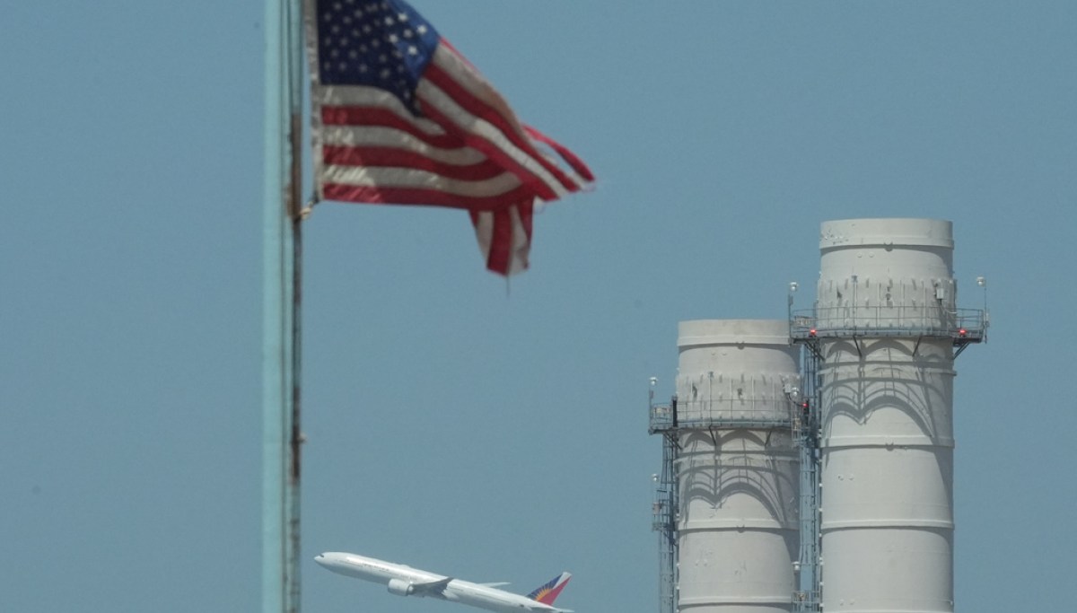 Iranian woman arrested at LA airport for allegedly trafficking weapons to Sudan