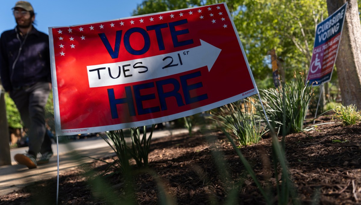 Virginia voters approve high-stakes redistricting referendum