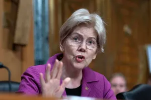 Warren claims Trump threat to Fed has only grown despite DOJ investigation climbdown