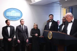 WHCA shooting exposes concerns over succession security, number of ‘celebrity’ Cabinet officials at big events