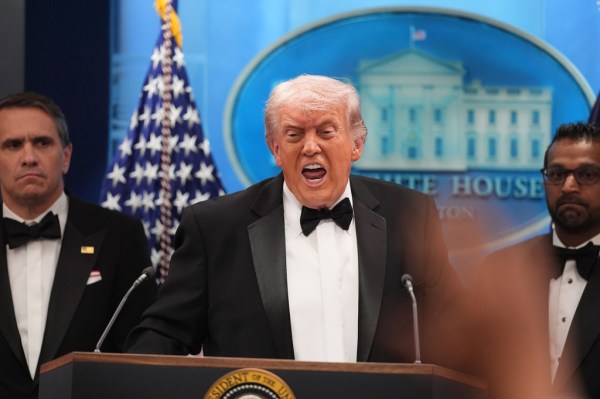 Trump floats reverting White House press room to swimming pool: Report