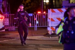 K-9 pulled away from Cole Allen seconds before he rushed past security in new footage