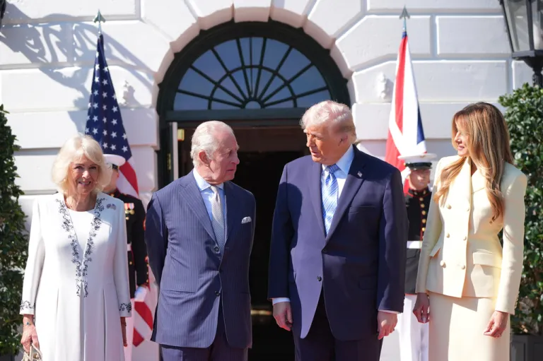 President Donald Trump and first lady Melania Trump greet King Charles III and Queen Camilla as they arrive at the White House, Monday, April 27, 2026, in Washington.