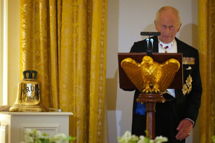 King Charles gifts Trump bell from British submarine namesake during state dinner