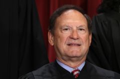 Should Alito stay or go?