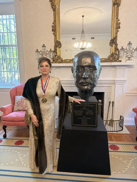 Fox's Maria Bartiromo honored with the Horatio Alger award.