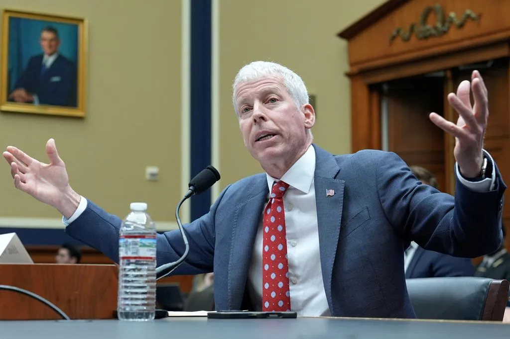 Chris Wright says gas prices may not fall to $3 per gallon until 2027