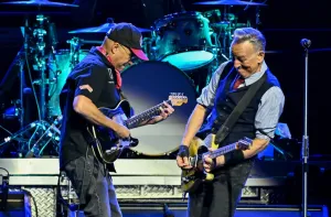 Springsteen announces pre-election concert near DC during rant against Trump administration