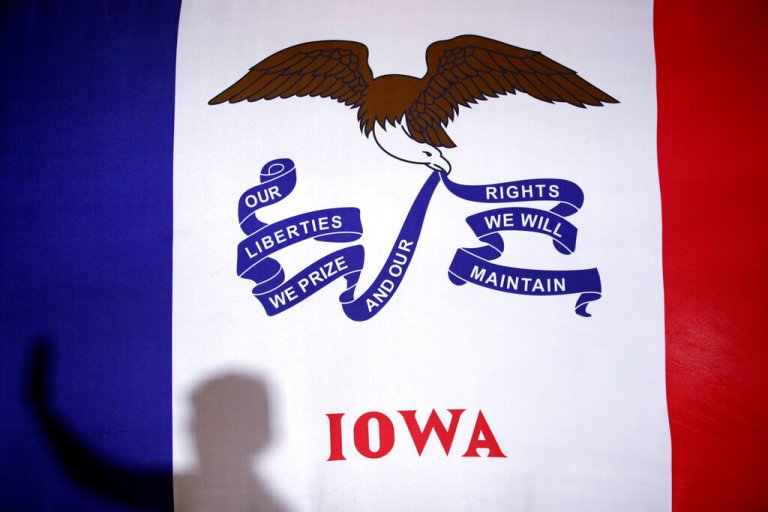 Iowa state flag