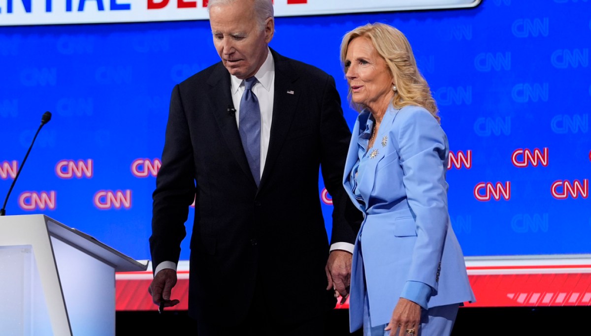 Democrats lash out at Bidens as former first lady relitigates the past: ‘They suck’