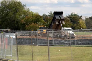 Raskin pushes for details about Potomac golf course renovation as cost estimate remains elusive
