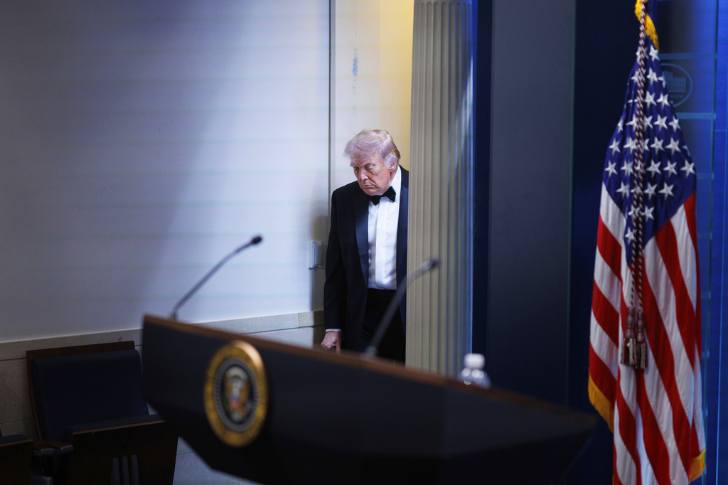 Trump struggles to shake ballroom backlash: ‘We don’t have the money’