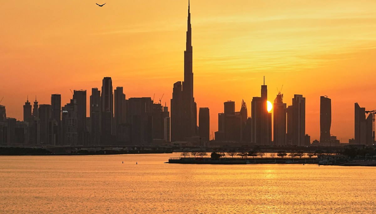 UAE says it intercepted 15 Iranian missiles in first major ceasefire violation