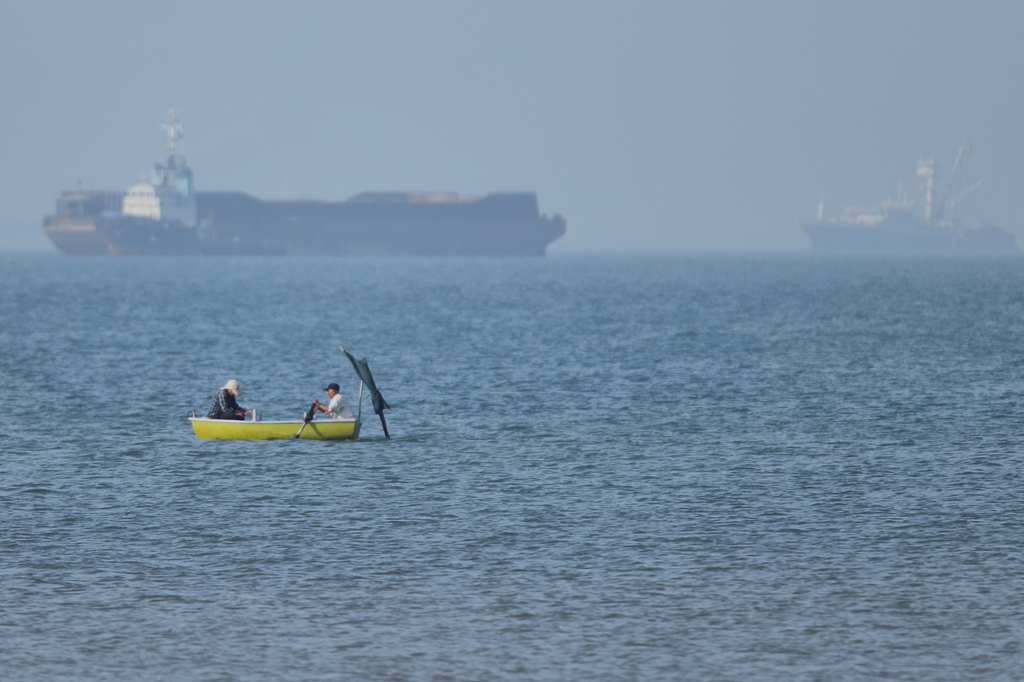 Gulf countries seek to wean themselves off Strait of Hormuz