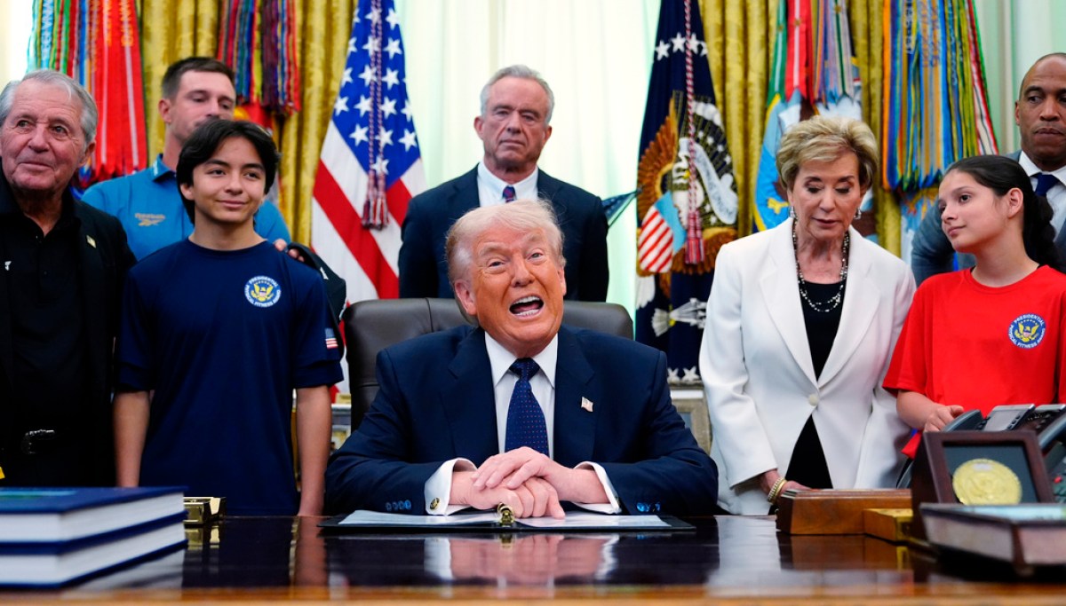 Trump Resurrects Presidential Fitness Test in MAHA Move