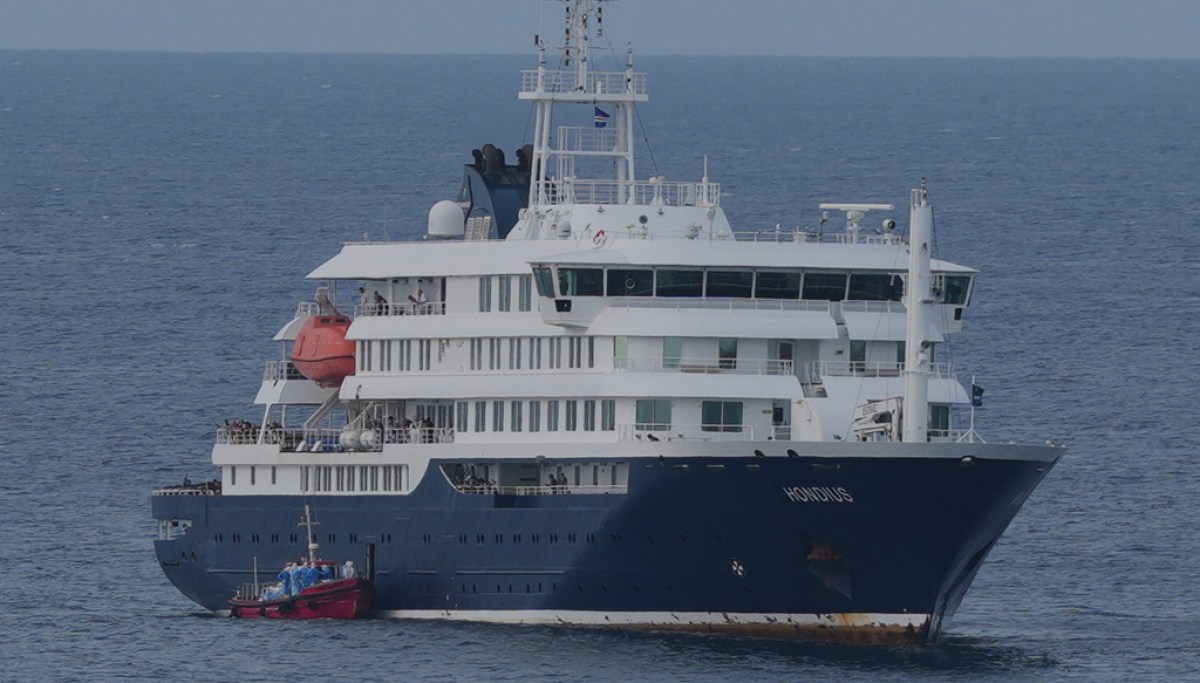 Returning passengers from cruise ship being monitored for hantavirus in US