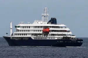 US passenger aboard MV Hondius cruise ship tests positive for hantavirus