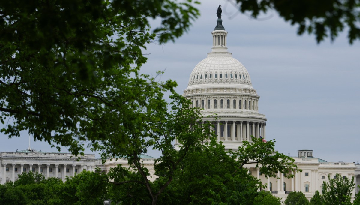 Senate Budget Committee advances reconciliation bill to fund ICE