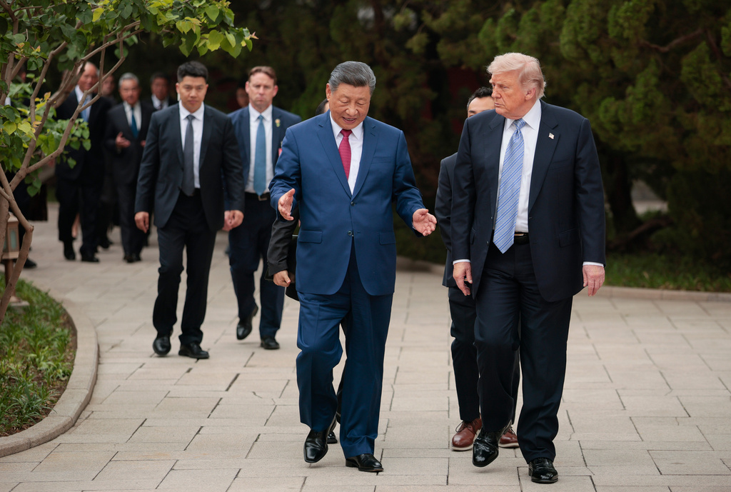 Pentagon publishes annual list of companies working in US aiding Chinese military