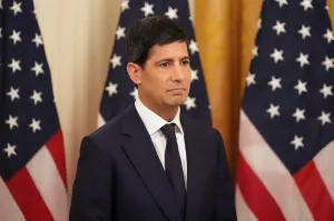 Tough news for Kevin Warsh in first full week as Fed chairman