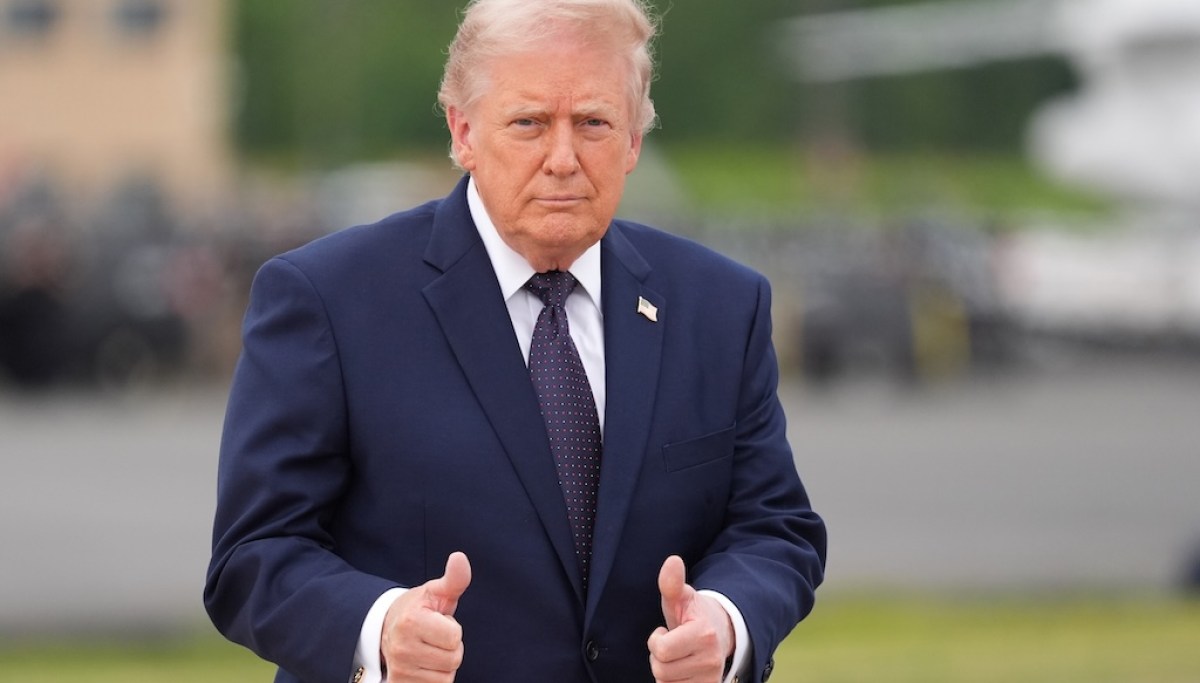 LIVE: Trump Honors Fallen Heroes at Arlington on Memorial Day
