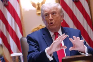Trump says 10 dumpsters full of garbage were taken out of Lincoln Memorial reflecting pool