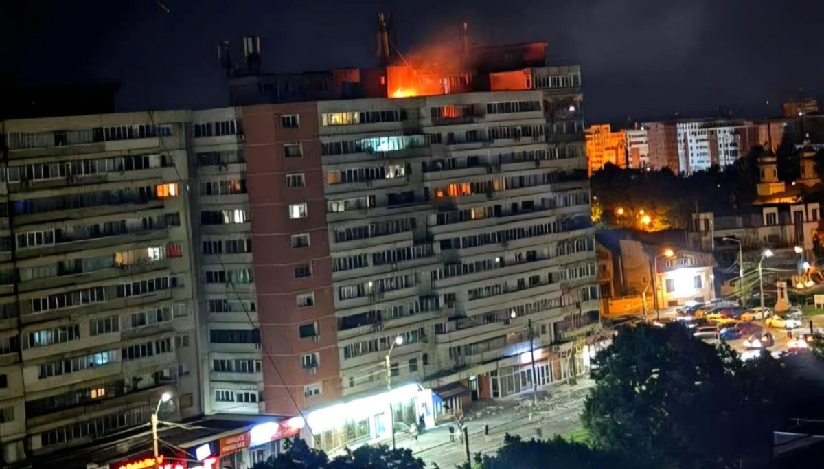 Cover image for Russia's growing desperation reflected in Ukraine onslaught