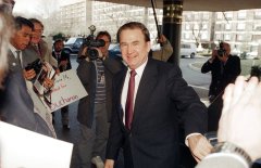 Pat Buchanan is honored with lifetime ‘Bulldog’ award by media watchdog