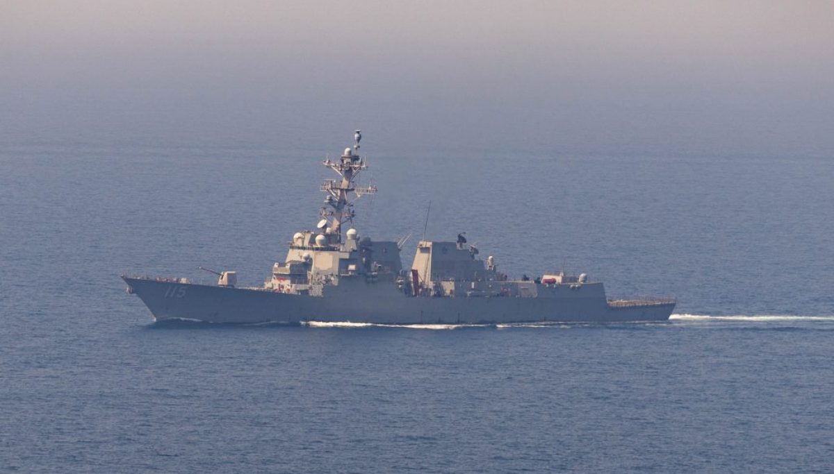 US military carries out new strikes against Iranian military base