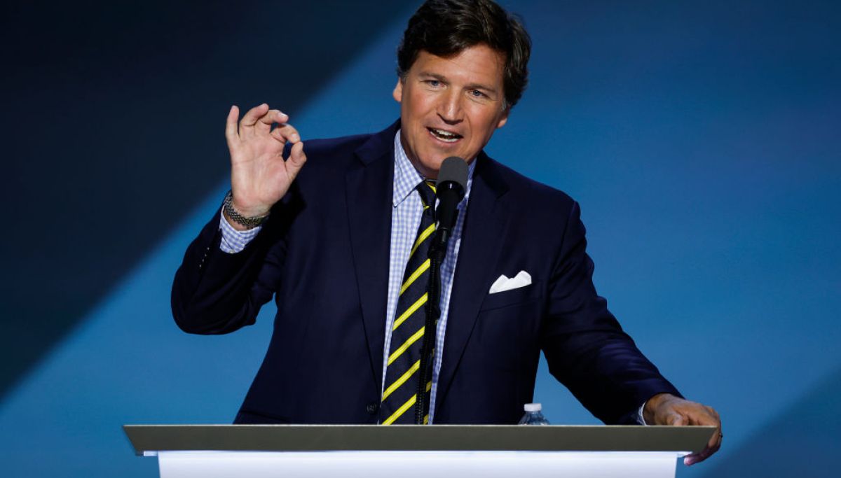 Tucker Carlson leaves the GOP. Farewell and good riddance