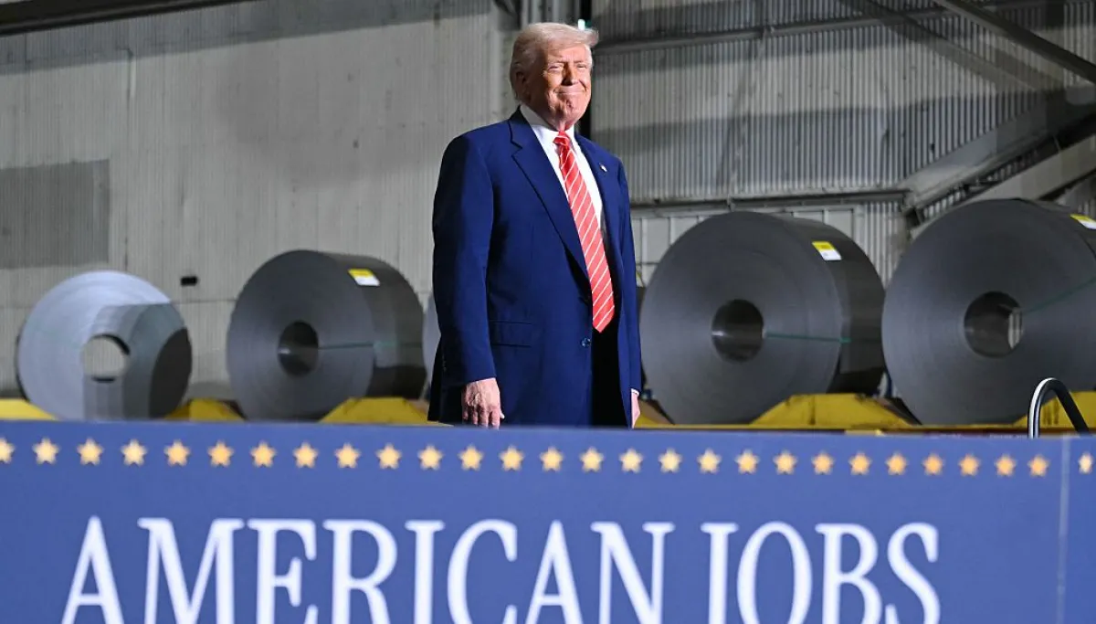 Trump to announce $15 billion Iowa steel project amid tough midterm climate