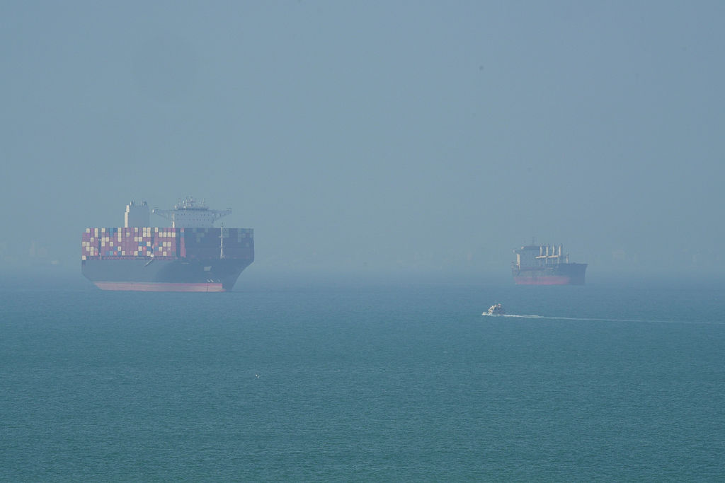 US sinks six Iranian small boats as conflict heats up