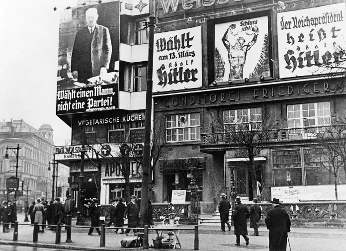 Weimar Republic: Presidential elections 1932 Election posters for the candidates Hindenburg and Hitler. Berlin, Potsdamer Platz , early in march 1932 (Photo by ullstein bild/ullstein bild via Getty Images)