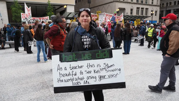 Chicago Teachers Union May Day Protest Chicago Public Schools (Credit: Siena Rose)