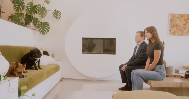 Los Angeles mayoral candidate Spencer Pratt sits down with YouTuber Amanda McCants, and three dogs, in a campaign ad against animal abuse.