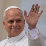 Pope Leo does ‘6-7’ trend for children at the Vatican