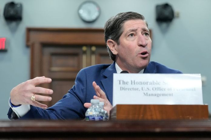 White House plans to issue NDAs for federal workers White House plans to issue NDAs for federal workers