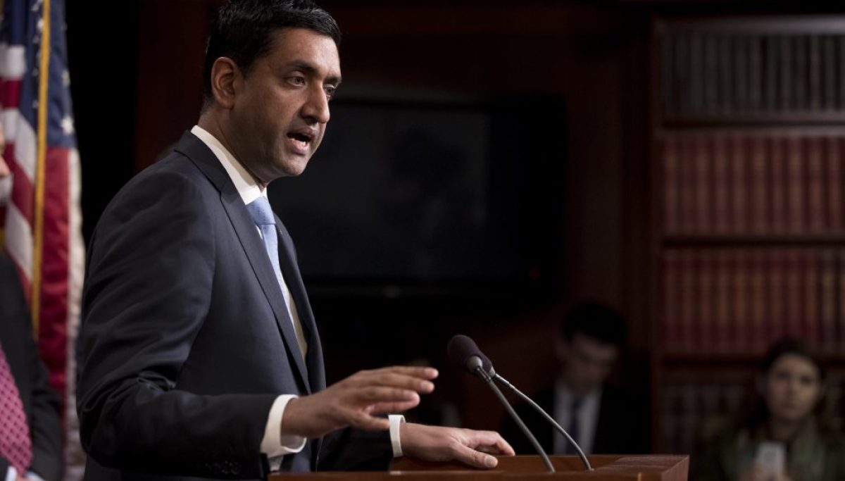 Khanna blasts Bondi and Vance over alleged Epstein files cover-up