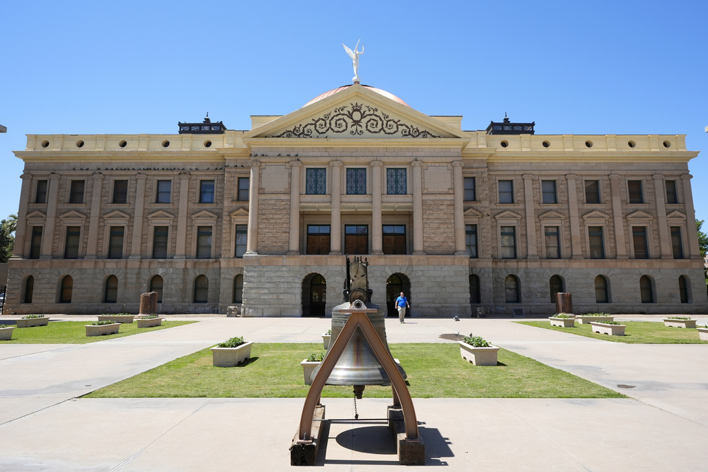 Arizona lawmaker criticizes ‘short-sighted’ attacks on data centers in defense of innovation: ‘Make America Visionary Again’