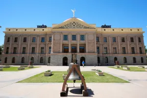Arizona lawmaker criticizes ‘short-sighted’ attacks on data centers in defense of innovation: ‘Make America Visionary Again’