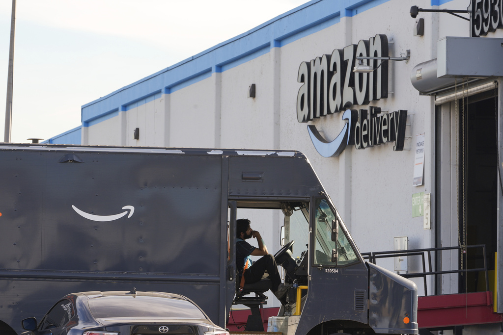 Amazon beats out Walmart for No. 1 company on Fortune 500